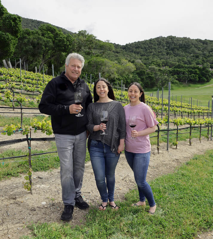 Winemaker Bob Foley with Jenna and Mara York.